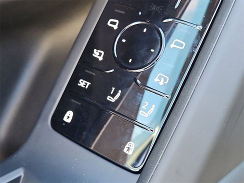 New 2025 Audi Q5 Premium Plus image 13