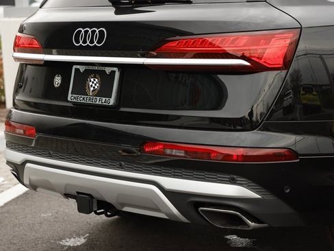 Used 2025 Audi Q7 3.0T Prestige w/ Prestige Package image 9