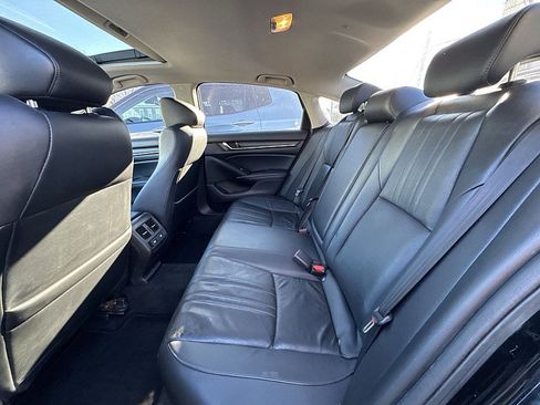 Used 2021 Honda Accord EX-L image 11