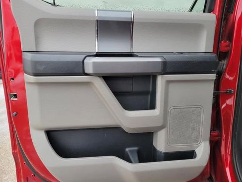 Used 2015 Ford F150 XLT w/ Equipment Group 302A Luxury image 11