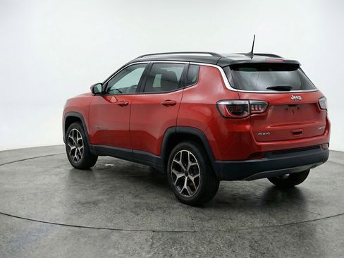 Used 2025 Jeep Compass Limited AWD/4WD image 6