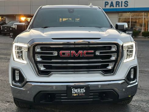 Used 2022 GMC Sierra 1500 SLT image 2