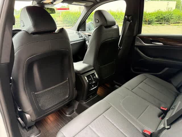 Used 2024 BMW X3 xDrive30i w/ Premium Package w/ZPA AWD/4WD image 20
