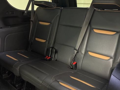 Used 2023 GMC Yukon XL AT4 w/ AT4 Premium Package AWD/4WD image 27