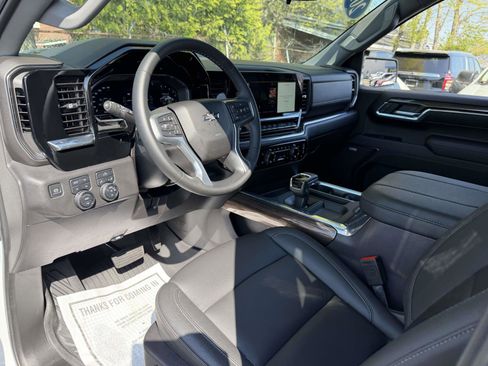 Certified 2024 Chevrolet Silverado 1500 LT Trail Boss w/ Convenience Package II AWD/4WD image 13