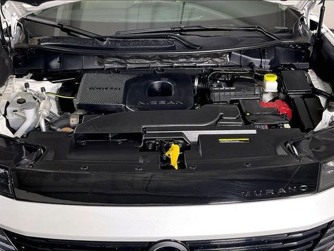 Used 2025 Nissan Murano SL image 13