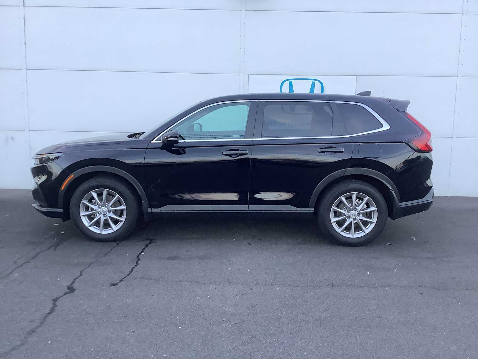 Certified 2026 Honda CR-V EX image 2