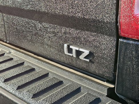 Used 2016 Chevrolet Silverado 1500 LTZ Z71 image 10