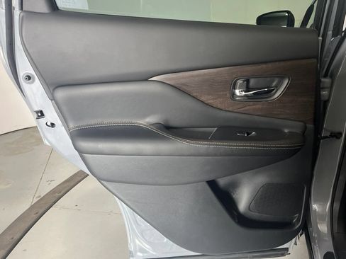 Used 2024 Nissan Murano Platinum w/ Cargo Package AWD/4WD image 28