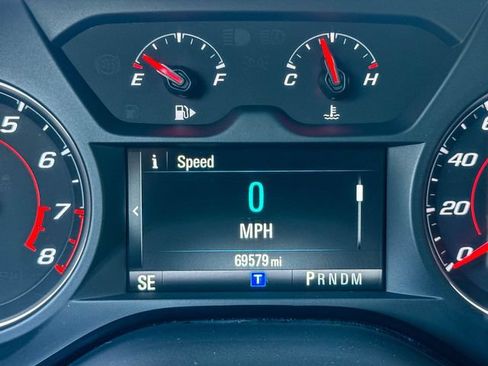 Used 2016 Chevrolet Camaro LT RWD image 28