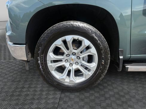 Certified 2025 Chevrolet Silverado 1500 LTZ w/ LTZ Premium Package AWD/4WD image 14