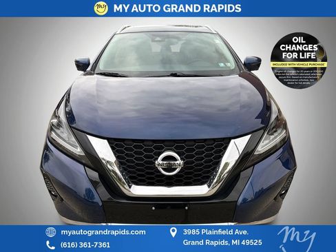 Used 2020 Nissan Murano SL w/ Moonroof Package AWD/4WD image 2