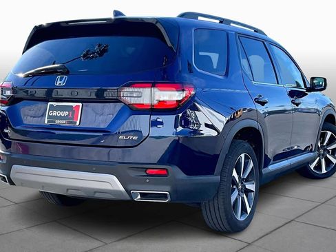 Used 2023 Honda Pilot Elite image 12
