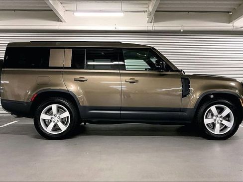 Certified 2025 Land Rover Defender 130 S image 14