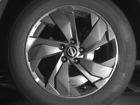 Used 2025 Nissan Rogue SV image 14