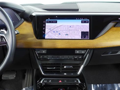 Used 2024 Audi e-tron GT Premium Plus image 25