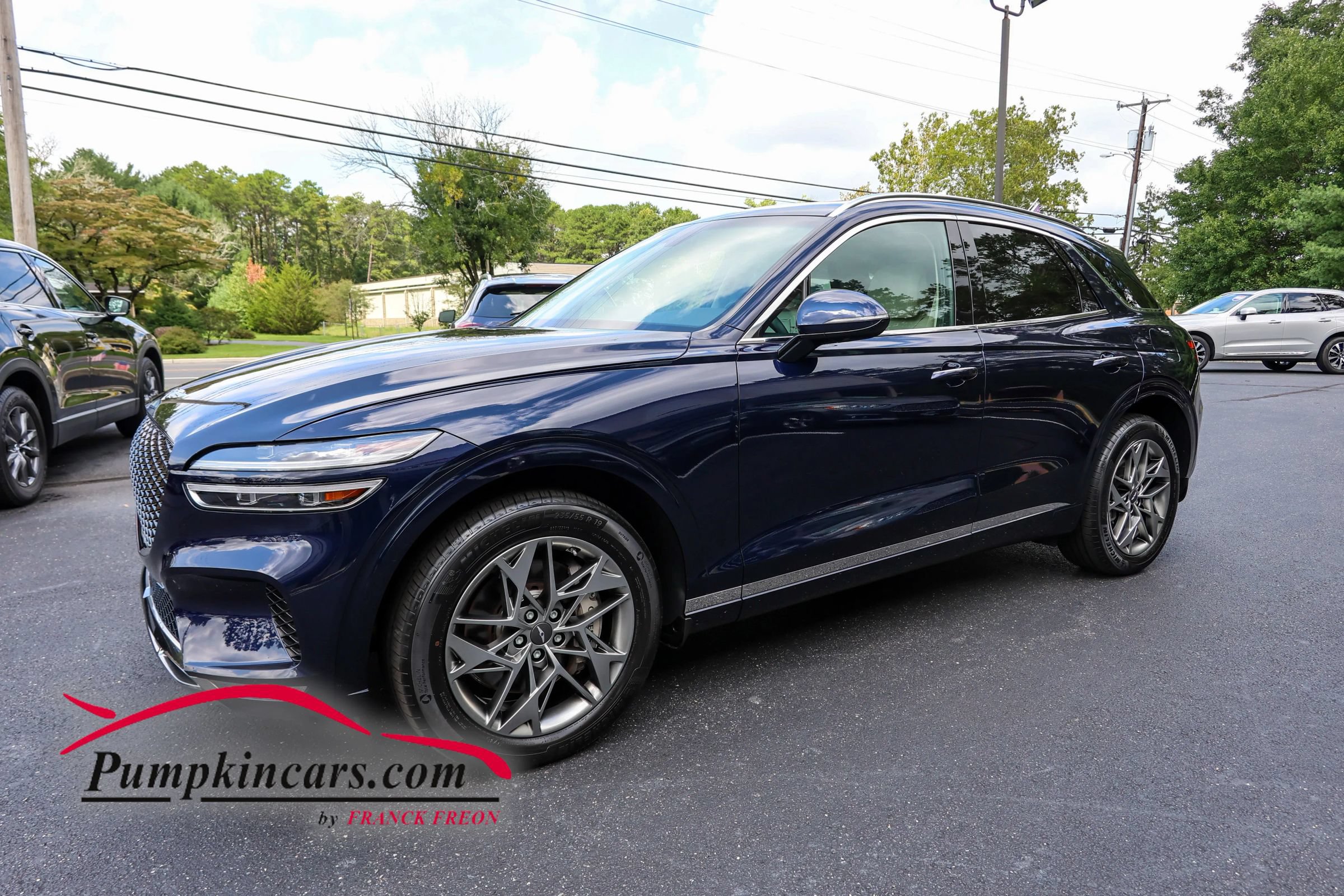 Used 2023 Genesis GV70 2.5T w/ Select Package AWD/4WD image 2