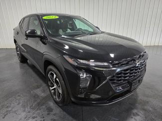 Used 2024 Chevrolet Trax RS FWD video 2