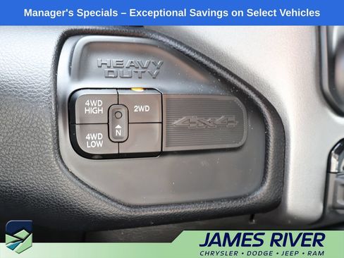 Used 2024 RAM 3500 Big Horn AWD/4WD image 32