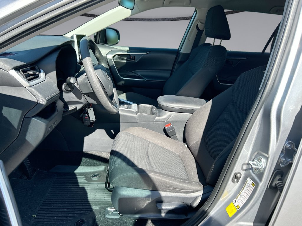 Certified 2024 Toyota RAV4 LE FWD image 11