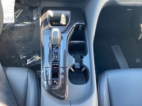 New 2025 Toyota Crown Signia image 39