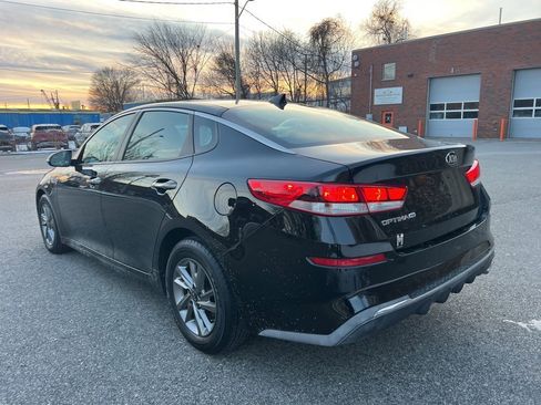 Used 2019 Kia Optima LX image 3