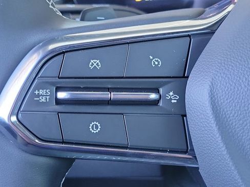 New 2026 Chevrolet Traverse LT w/ Driver Confidence Package FWD image 8