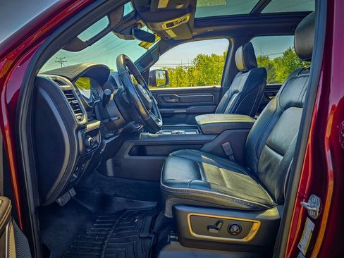 Used 2019 RAM 1500 Limited AWD/4WD image 16