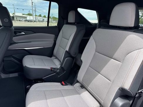 New 2026 Chevrolet Traverse LT w/ Driver Confidence Package FWD image 35