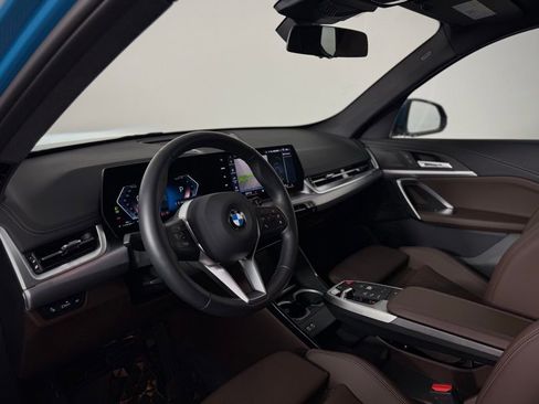 Used 2025 BMW X1 xDrive28i w/ Convenience Package image 4