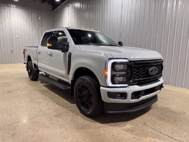 Used 2025 Ford F250 Lariat w/ Lariat Ultimate Package AWD/4WD image 4
