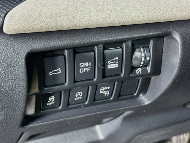 Used 2023 Subaru Forester Limited AWD/4WD image 12
