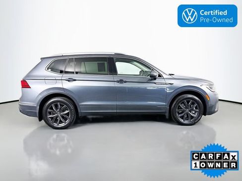 Used 2023 Volkswagen Tiguan SE w/ Panoramic Sunroof Package AWD/4WD image 8