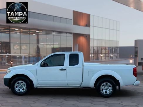 Used 2021 Nissan Frontier S RWD image 9