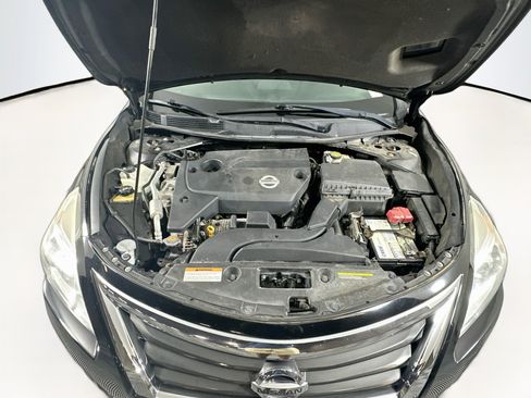 Used 2013 Nissan Altima 2.5 S FWD image 29