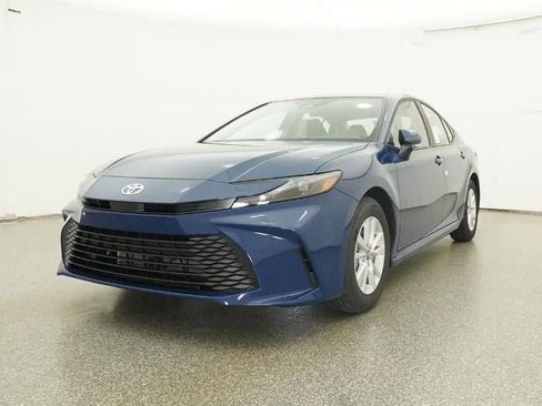 New 2026 Toyota Camry LE image 32
