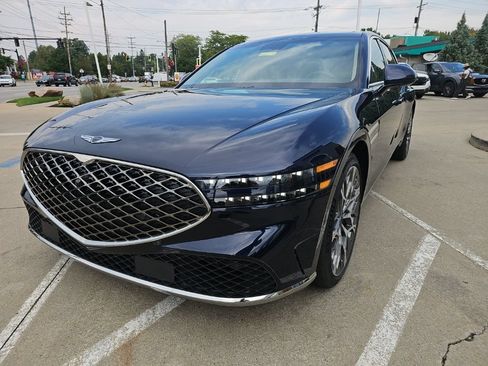 Used 2024 Genesis G90 3.5T AWD/4WD image 10