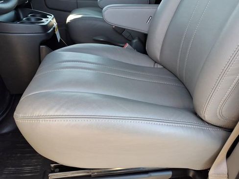 New 2026 Chevrolet Express 2500 w/ Driver Convenience Package image 10