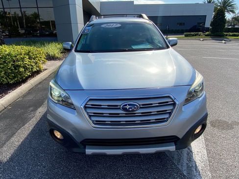 Used 2017 Subaru Outback 2.5i Limited image 16