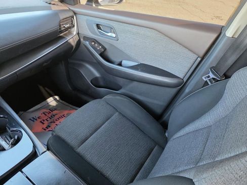 Used 2021 Nissan Rogue SV image 27