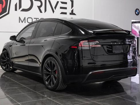 Used 2023 Tesla Model X Plaid image 14
