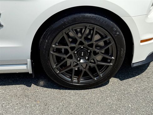 Used 2013 Ford Mustang Shelby GT500 image 28