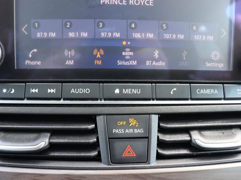 Used 2025 Nissan Altima 2.5 SV image 31