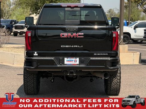 Used 2024 GMC Sierra 2500 Denali w/ Denali Reserve Package AWD/4WD image 7