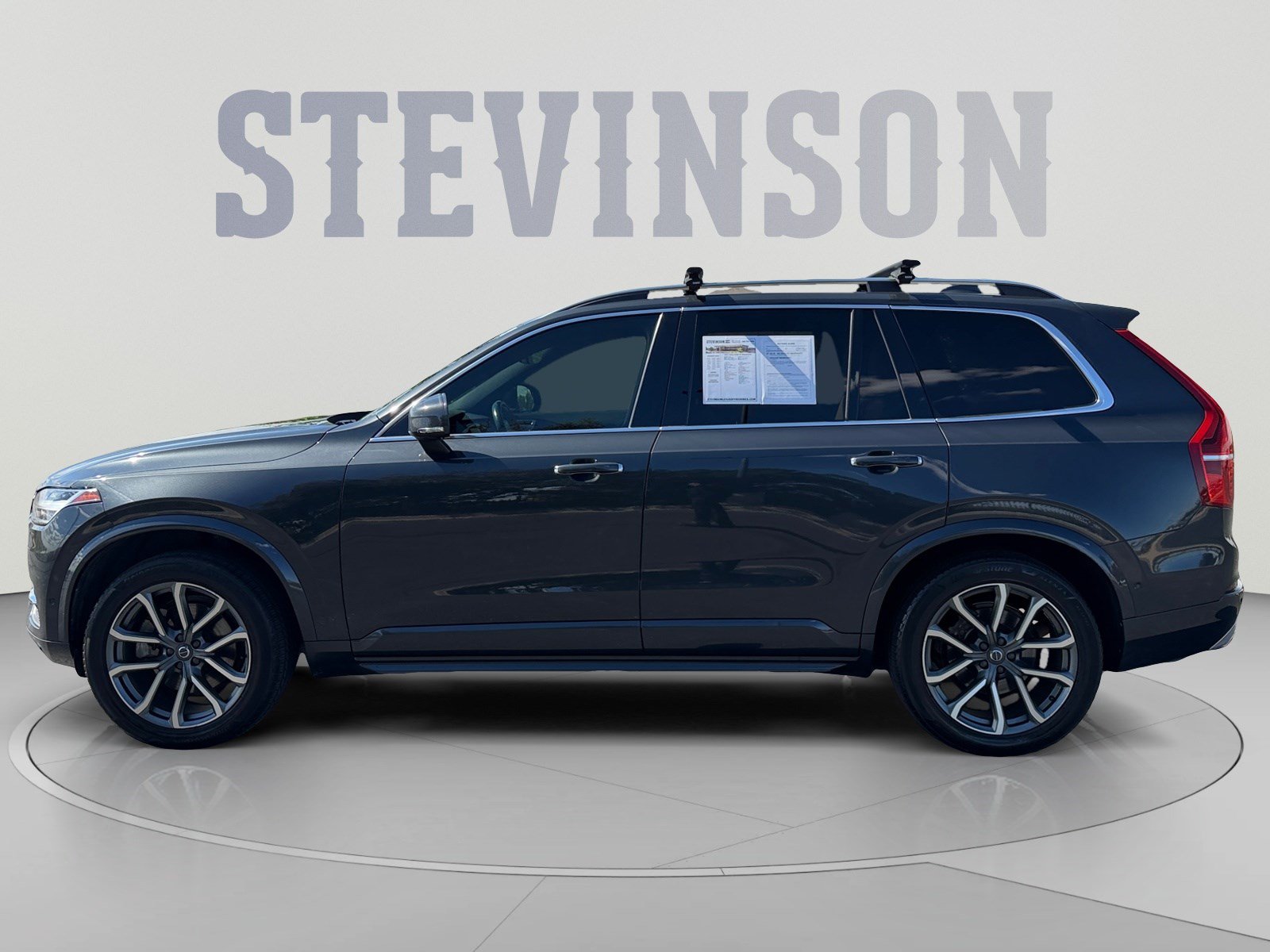 Used 2017 Volvo XC90 T6 Momentum w/ Vision Package AWD/4WD image 2