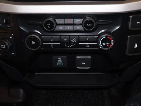 New 2026 Ford F550 4x4 Regular Cab Super Duty image 19