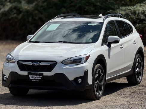 Used 2021 Subaru Crosstrek 2.5i Limited w/ Moonroof Package 2 AWD/4WD image 3