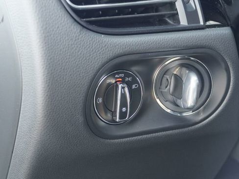 Certified 2026 Porsche Macan image 29