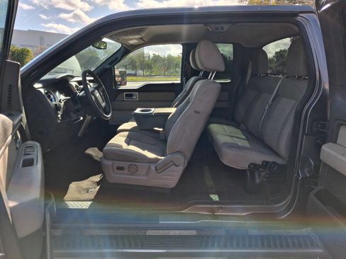 Used 2010 Ford F150 XLT image 11