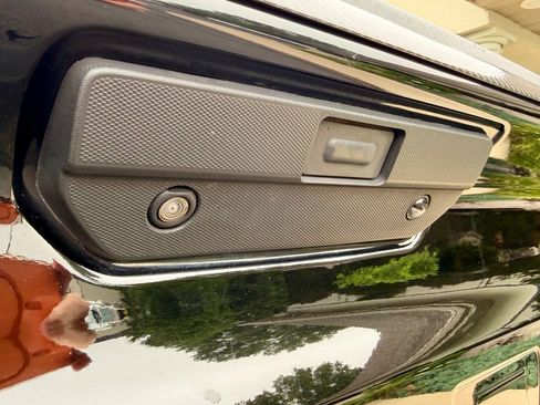 Used 2019 Chevrolet Silverado 1500 RST w/ All-Star Edition AWD/4WD image 19